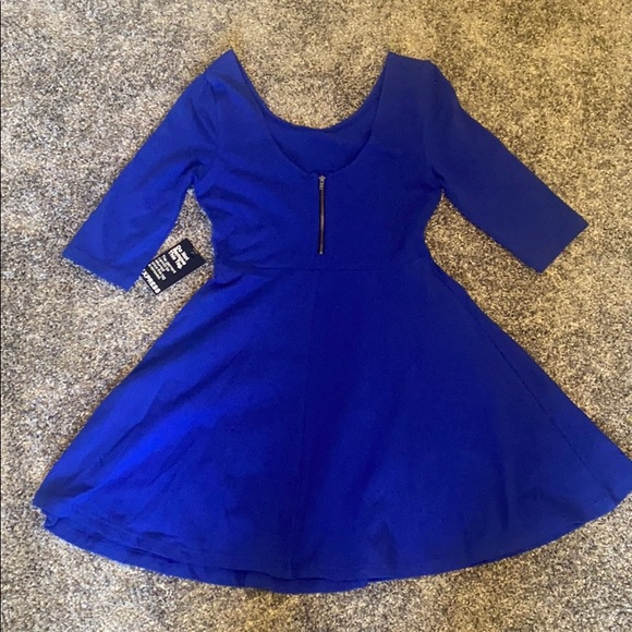 Express Dress - Picture 2 of 2